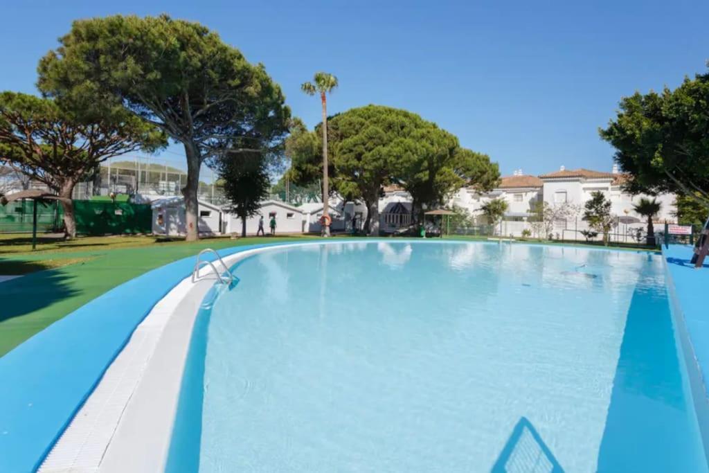Holiday home Amplio En La Barrosa *